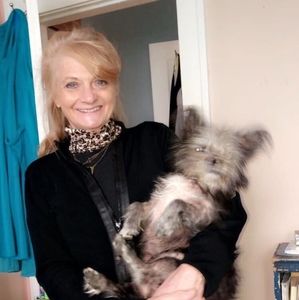 Meet your Posher, Chrissy